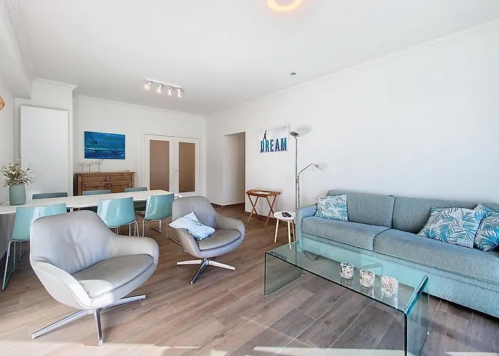 'byblos' Te - Bad * Oostduinkerke